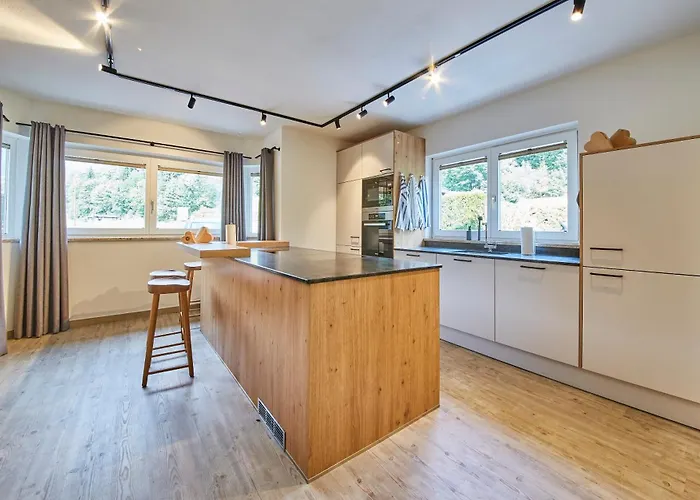 Fuchsbau * Viehhofen